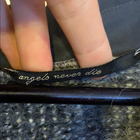 Angels Never Die cardigan - Picture 2 of 6